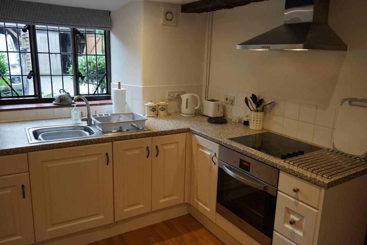 Stunning Historic 2-Bed House In Shaftesbury Villa Esterno foto