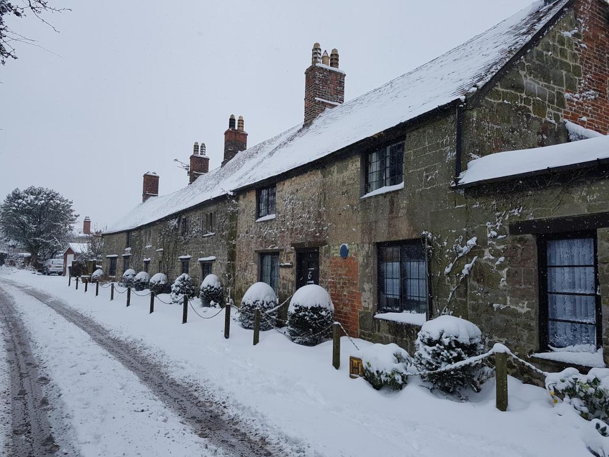 Stunning Historic 2-Bed House In Shaftesbury Villa Esterno foto